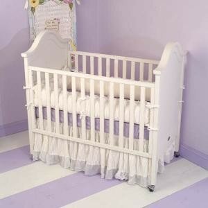 Bratt Decor Jane Crib