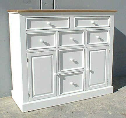 New England Chest